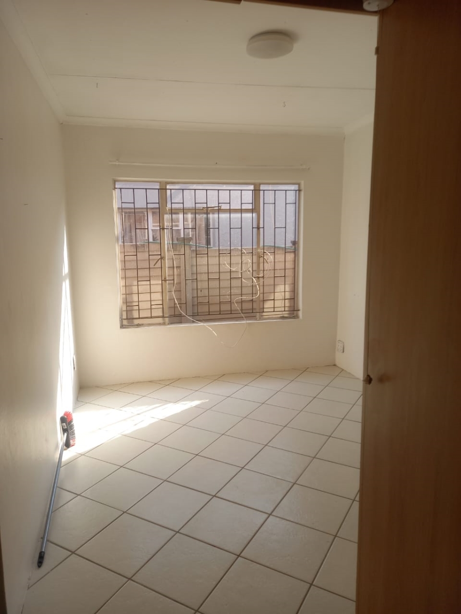 2 Bedroom Property for Sale in Oudorp North West